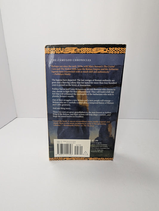 The Singing Sword (The Camulod Chronicles, Book 2)