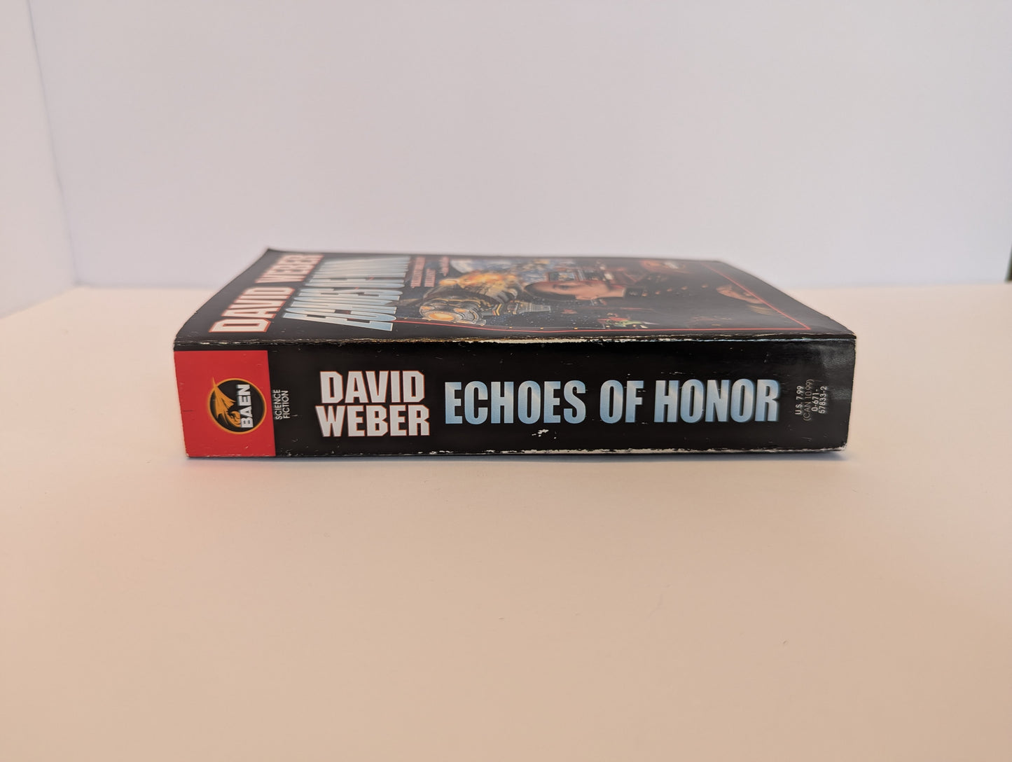 Echoes of Honor (Honor Harrington Series, Book 8)
