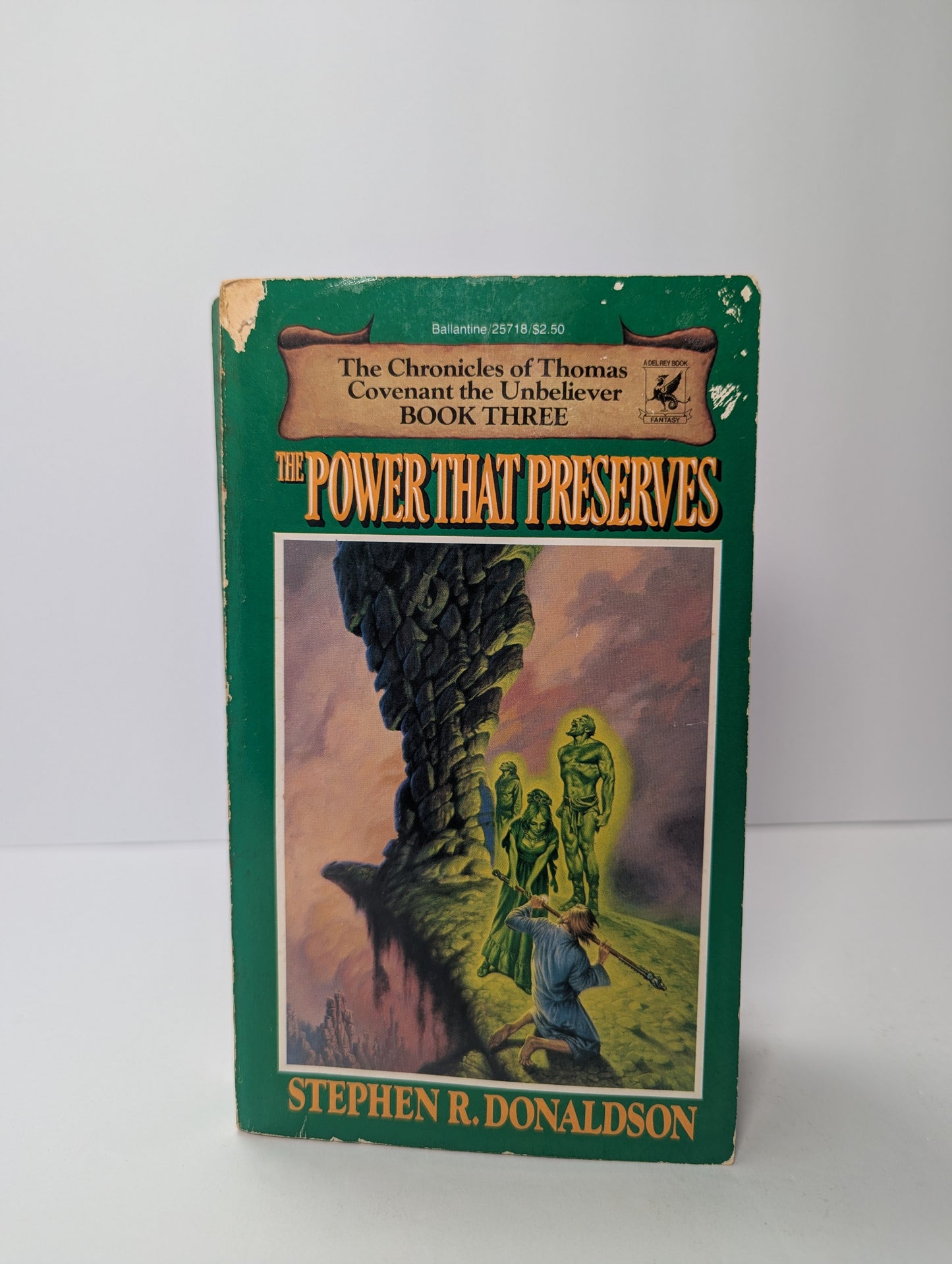 The Power That Preserves (The Chronicles of Thomas Covenant the Unbeliever, Book 3)