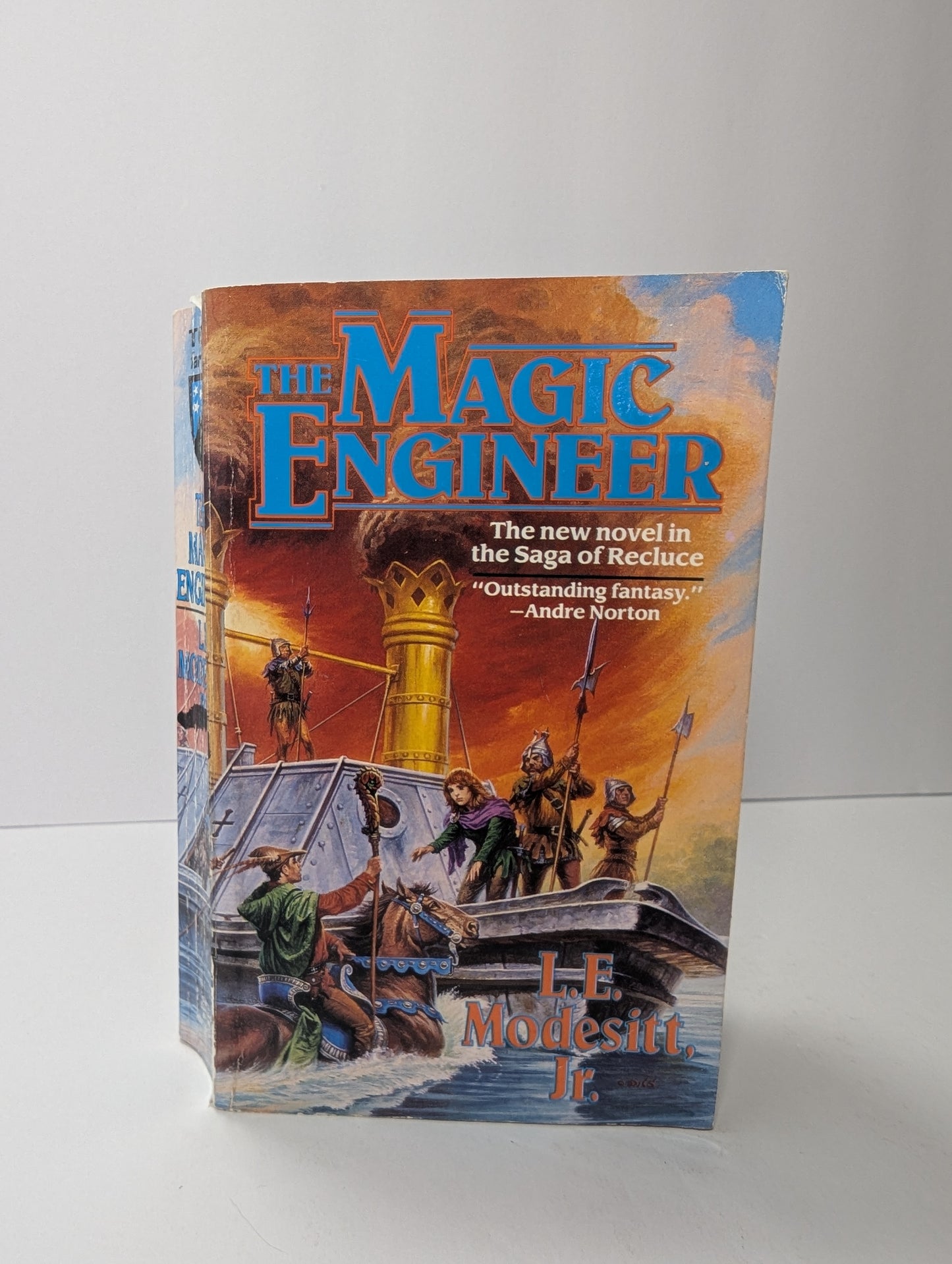 The Magic Engineer ( A novel in The saga of Recluce)