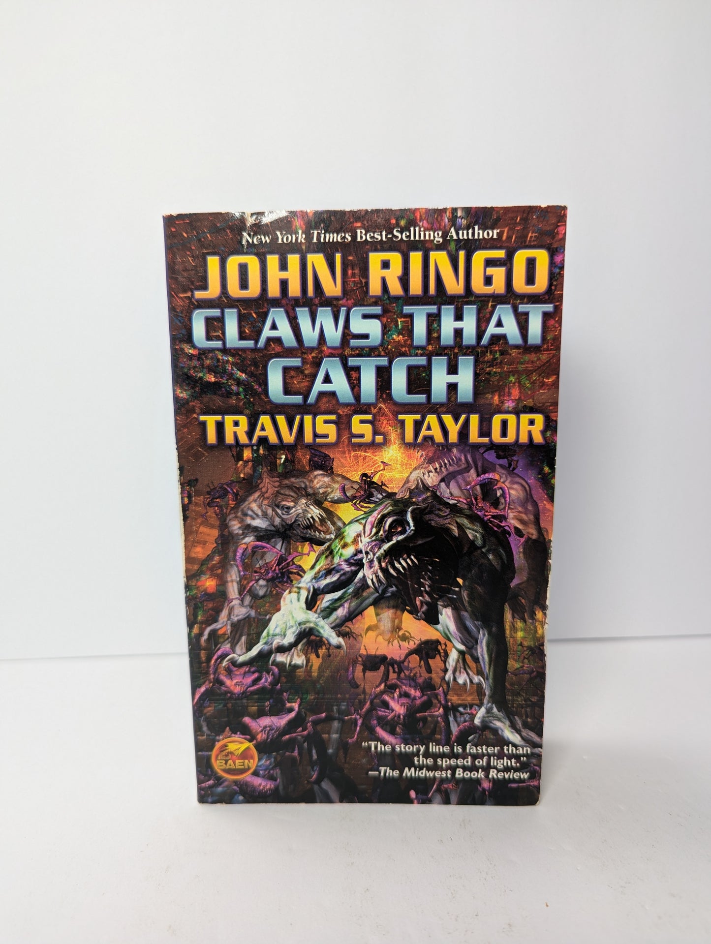 Claws That Catch (Looking Glass, Book 4)