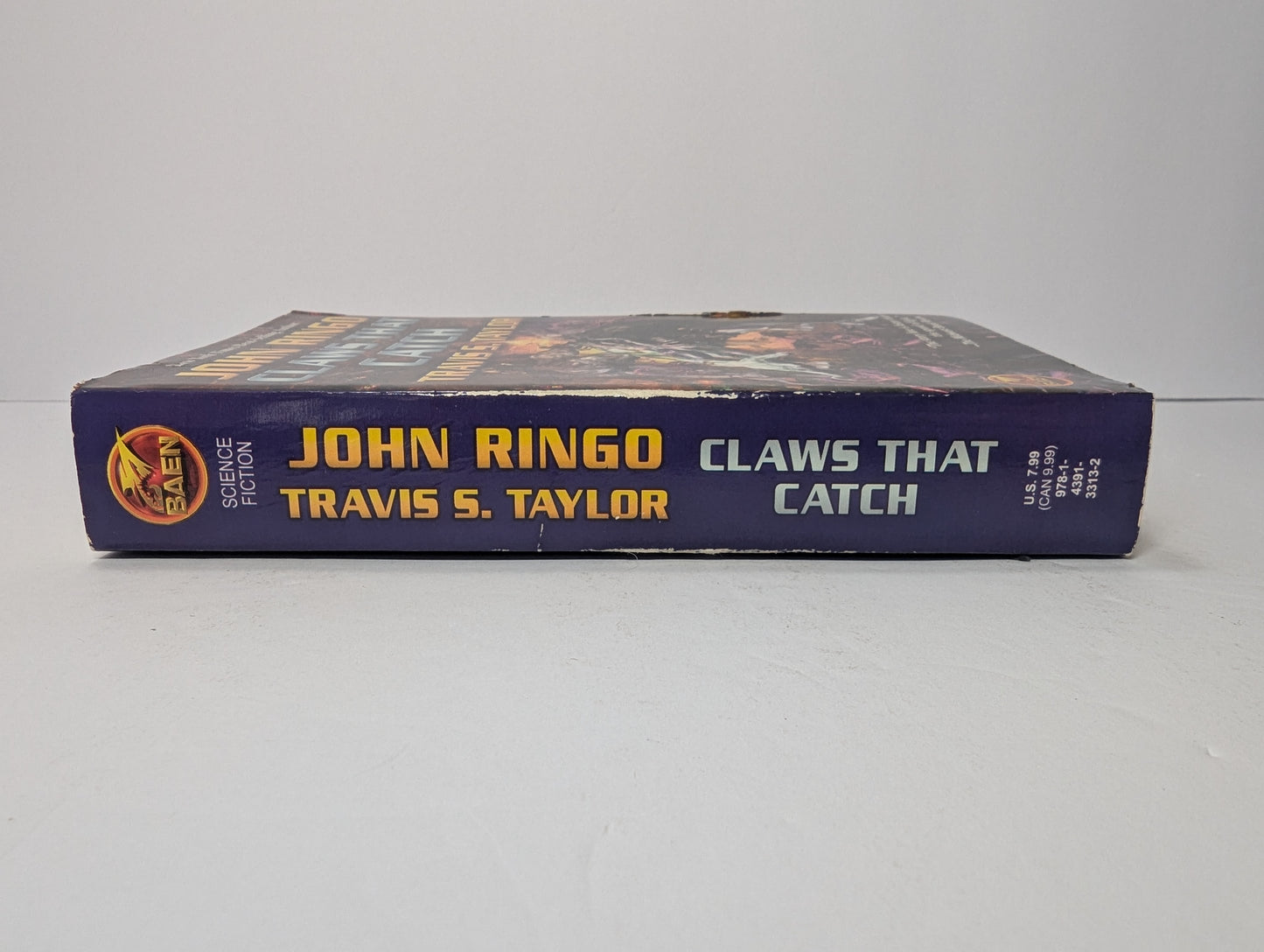 Claws That Catch (Looking Glass, Book 4)