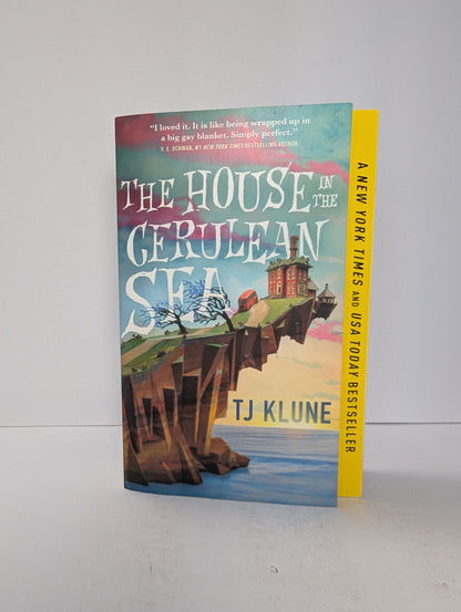 The House in the Cerulean Sea (Cerulean Chronicles, 1)