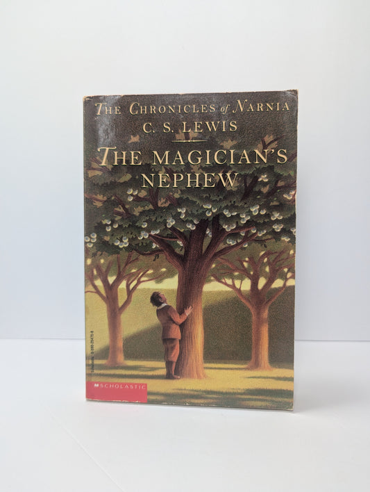 The Magician's Nephew (The Chronicles of Narnia)
