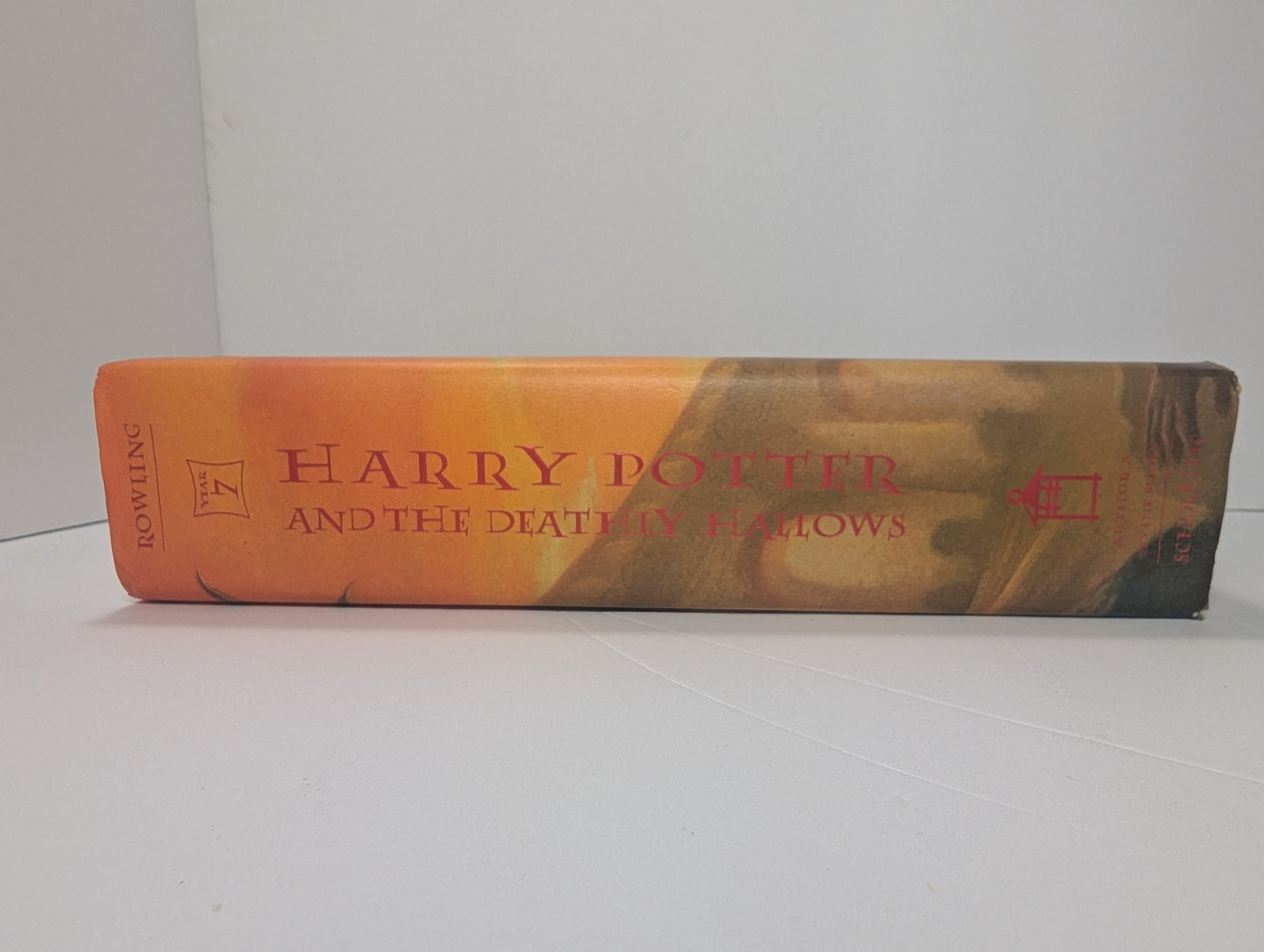 Harry Potter and the Deathly Hallows (Harry Potter, #7)