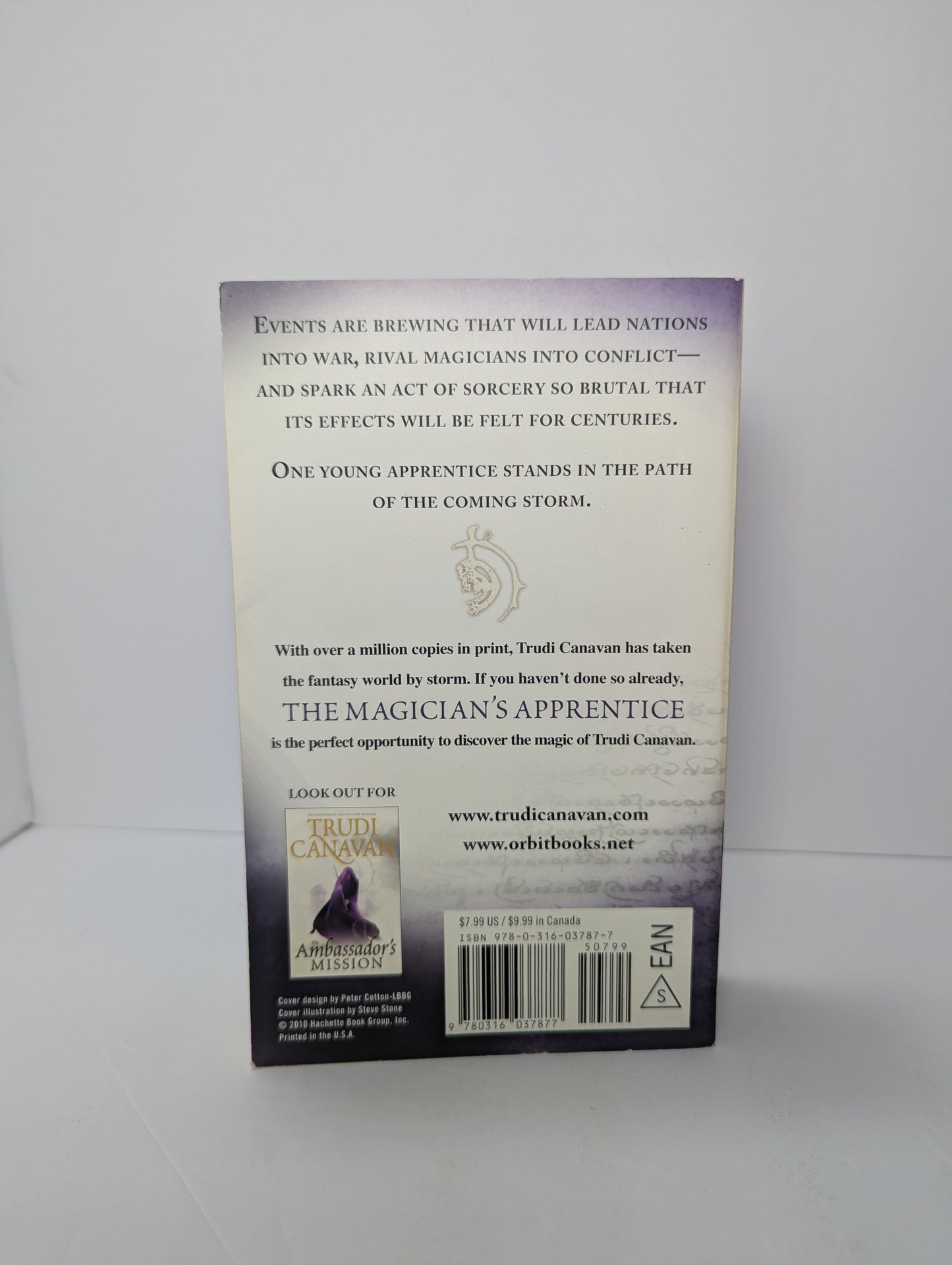 The Magician's Apprentice (The Riftwar Saga #1)