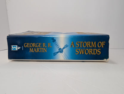 A Storm of Swords (A Song of Ice and Fire, Book 3)