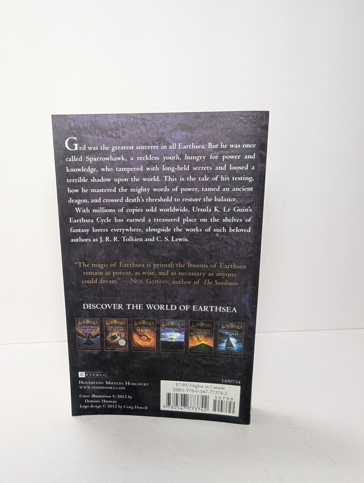 A Wizard of Earthsea (The Books of Earthsea, 1)