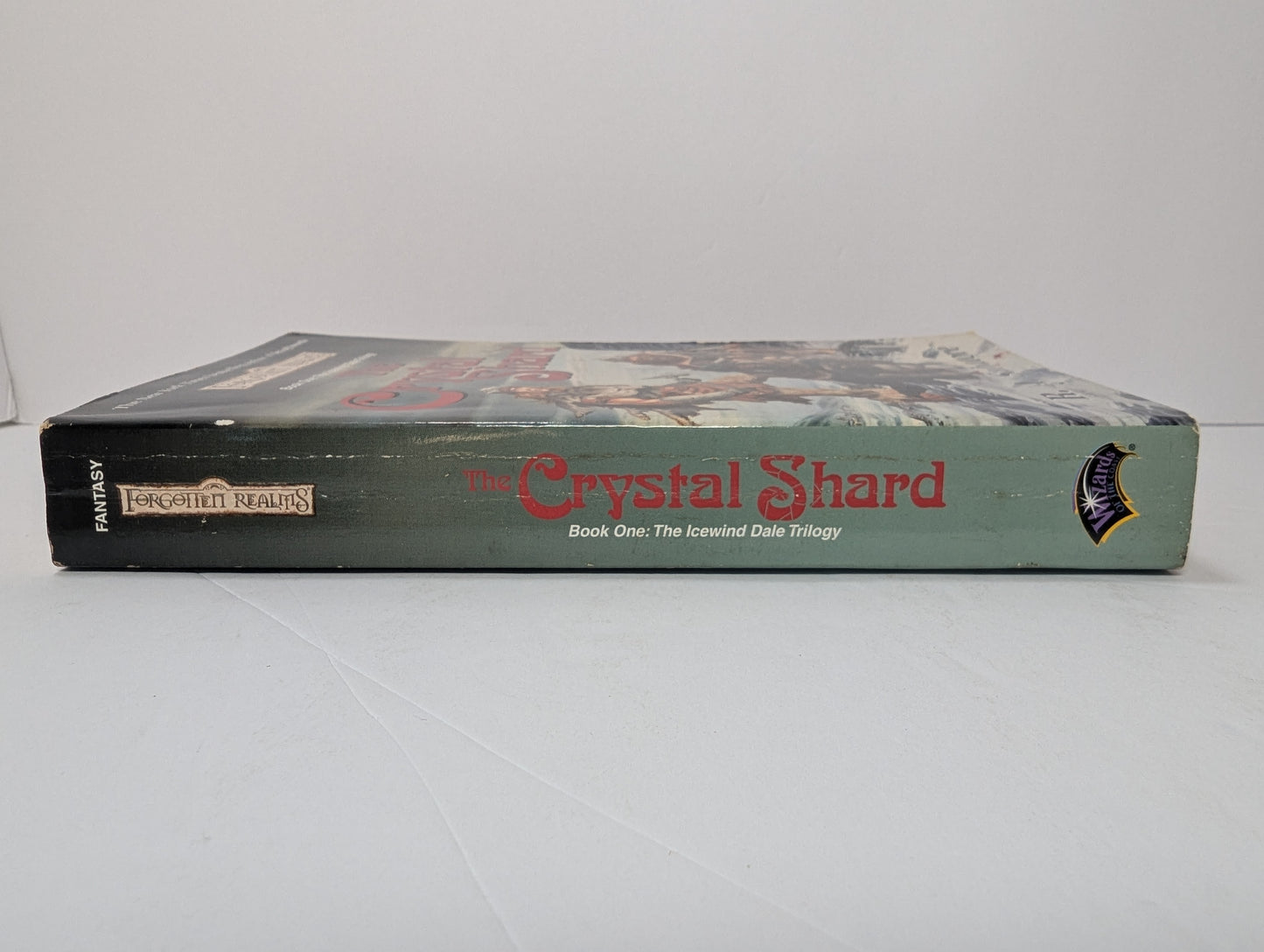 The Crystal Shard (Forgotten Realms: The Icewind Dale Trilogy, Book 1)