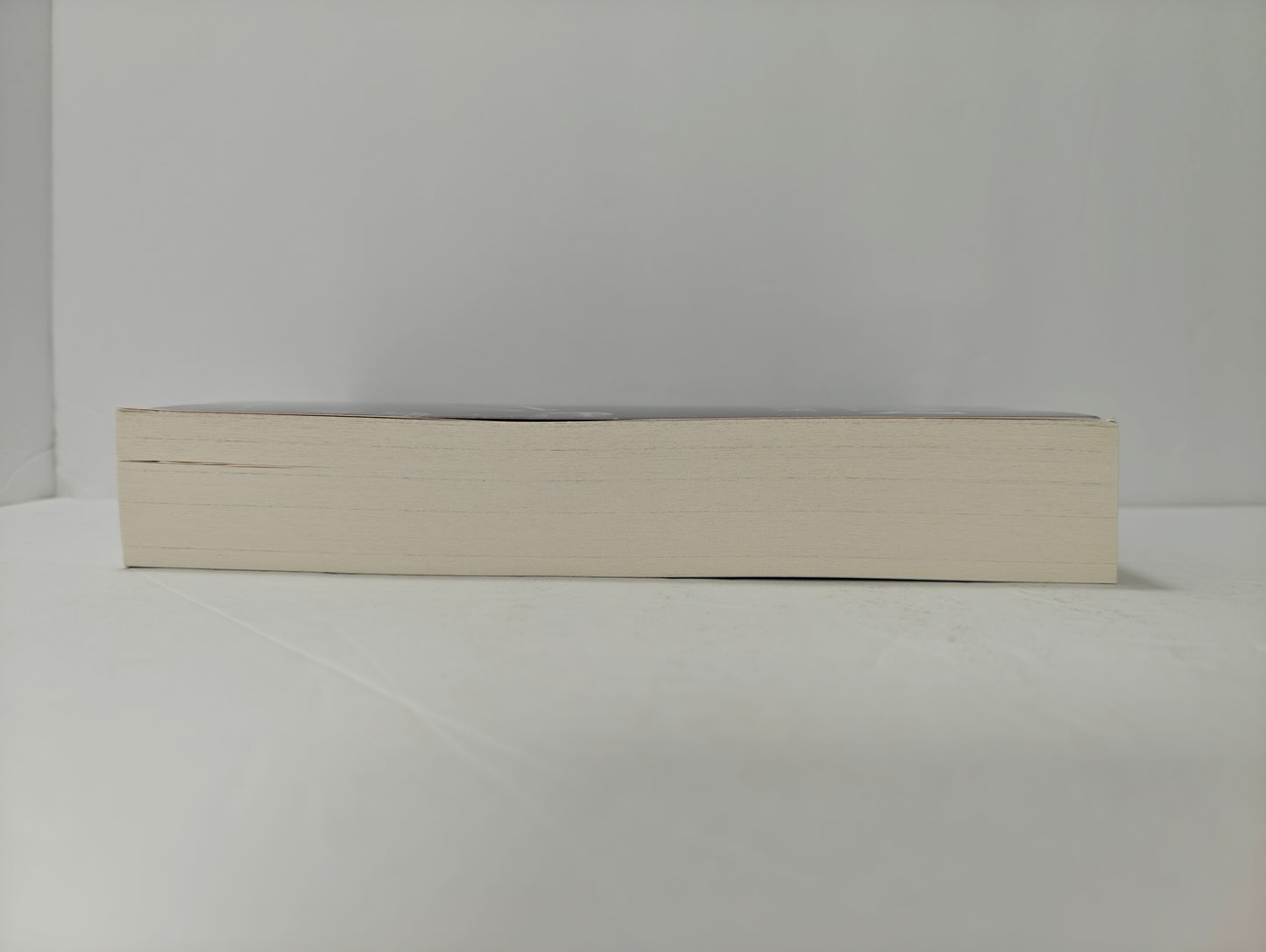 Gideon the Ninth (The Locked Tomb Series, 1)