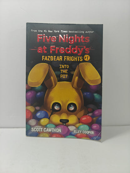 Into the Pit (Five Nights at Freddy’s: Fazbear Frights #1)
