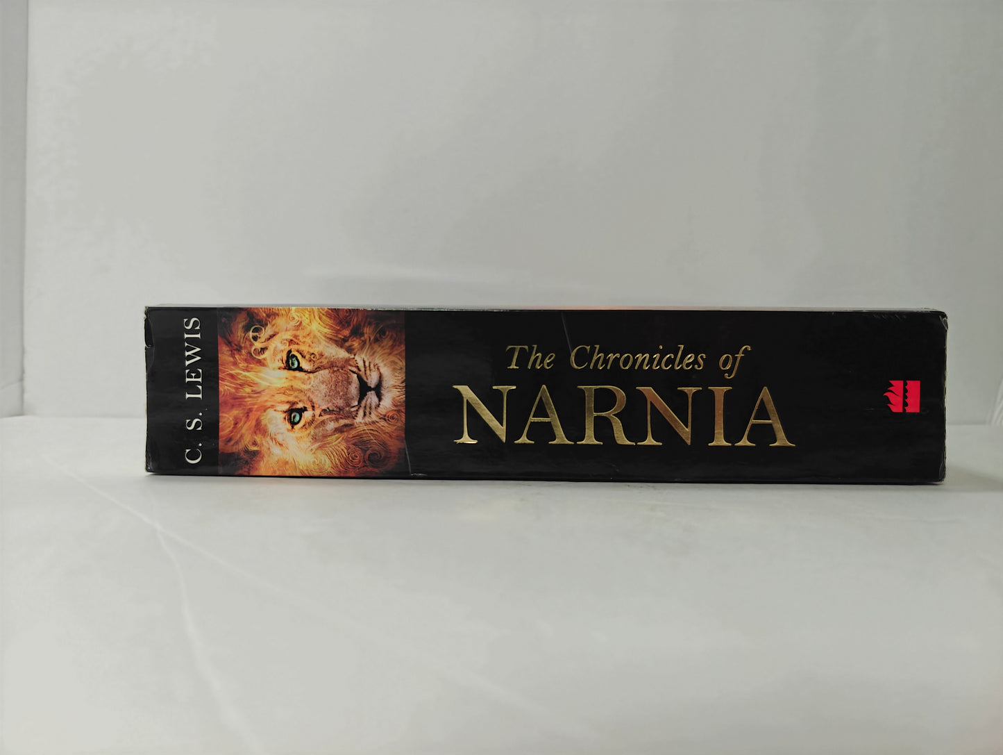 The Chronicles of Narnia: 7 Books in 1 Paperback