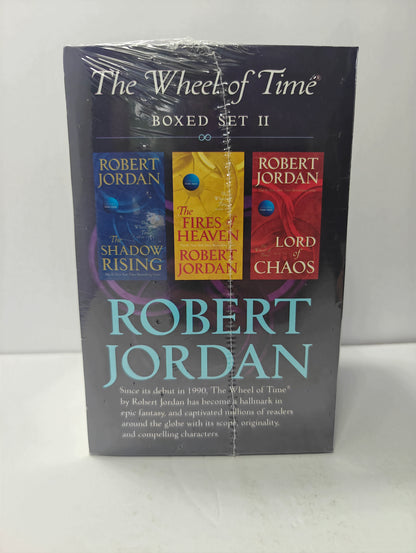 Wheel of Time Premium Boxed Set II: Books 4-6 (The Shadow Rising, The Fires of Heaven, Lord of Chaos)