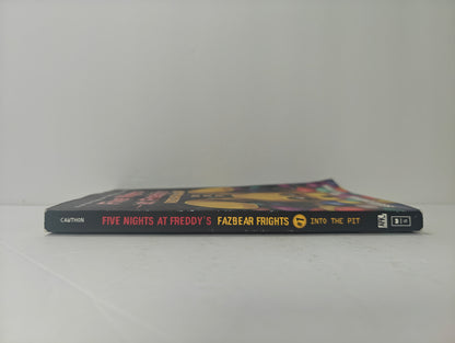 Into the Pit (Five Nights at Freddy’s: Fazbear Frights #1)